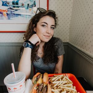 Meet your Posher, Allison